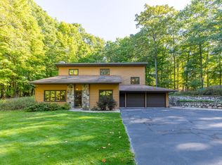 2898 Oak Ridge Cir, Rhinelander, WI 54501