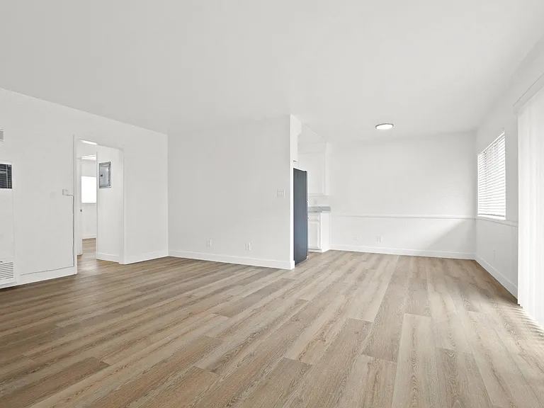 343 Palos Verdes — Photo 20