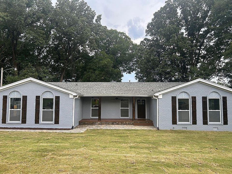 1st image of 21 Grandview Dr