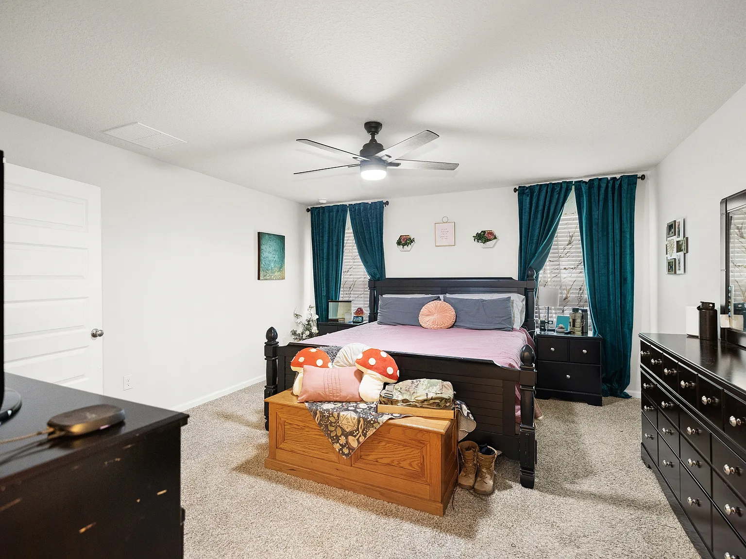 854 Otto Loop - 1 — Photo 2