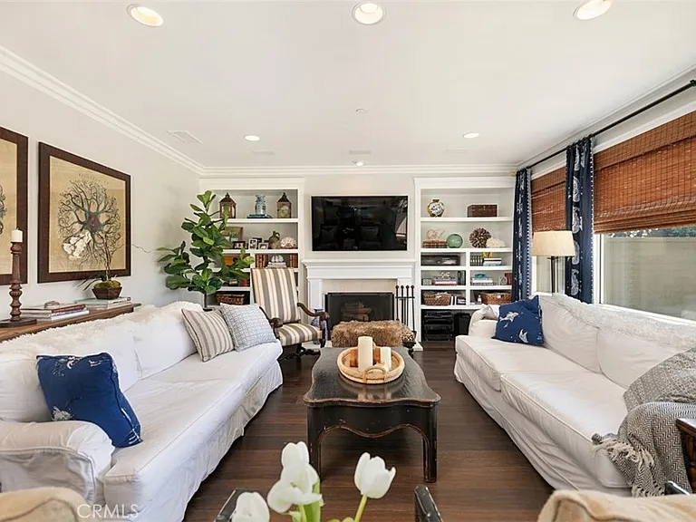 27 Via Monarca St — Photo 17