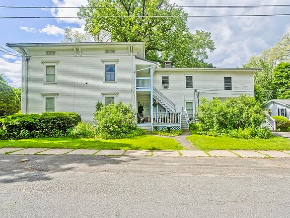 3rd image of 109 College St