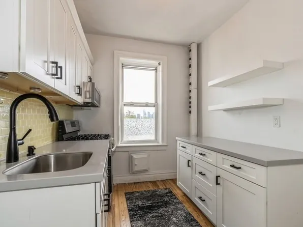 3718 Park Ave APT E2, Weehawken, NJ 07086