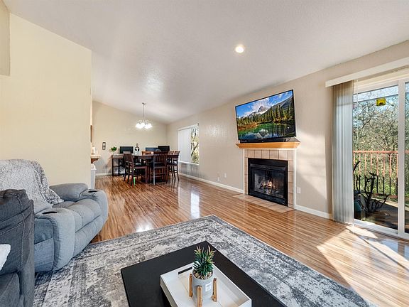 5th image of 8047 Arcade Lake Ln #61