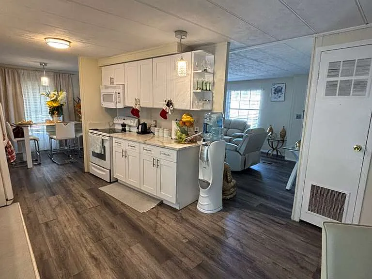 8823 Fountain Club Blvd — Photo 25