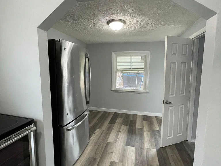 21826 Nevada Ave — Photo 16