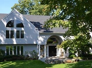 42 Trapping Way, Pleasantville, NY 10570