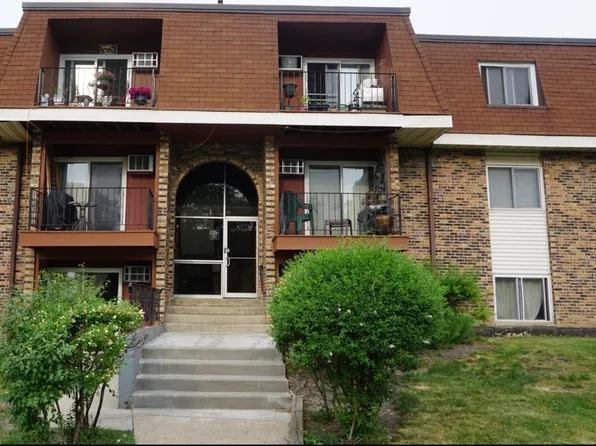 1195 Meadow Ln APT 114, Hoffman Estates, IL 60169