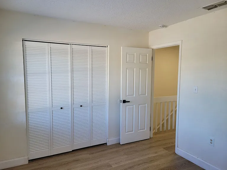 1236 Dovehill Dr — Photo 52