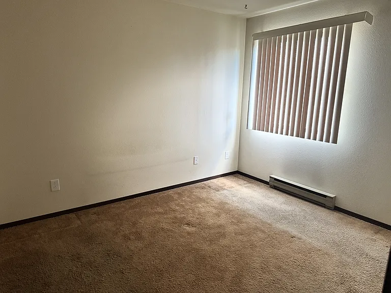 4501 Boardwalk Dr #D-D-32 — Photo 10