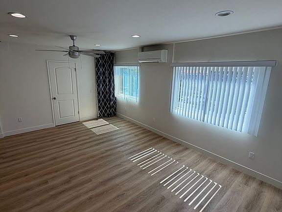 3rd image of 128 S Helberta Ave APT 4