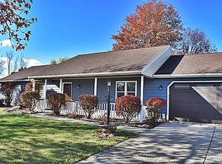 5178 Berkeley Dr, Sheffield Village, OH 44054