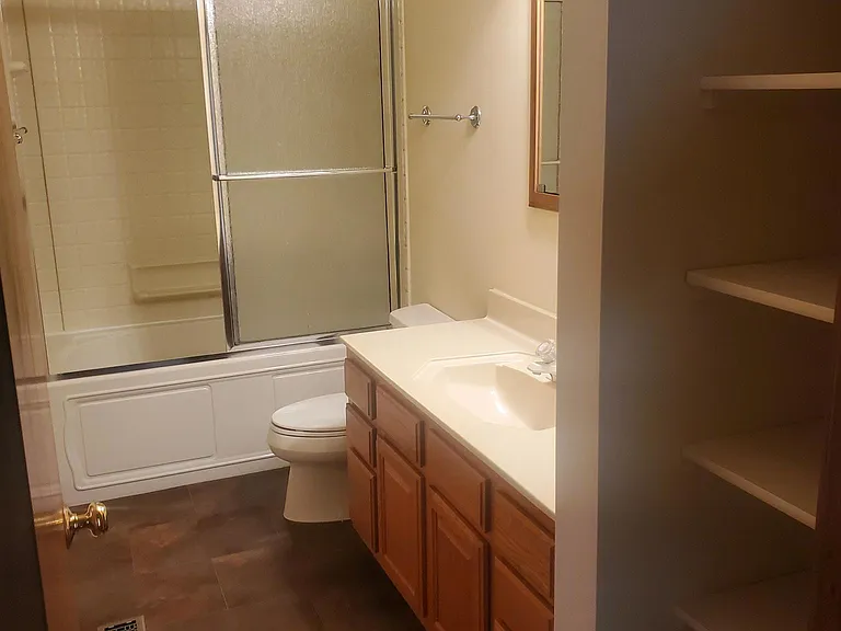 2609 W Kirkwood Ave — Photo 9
