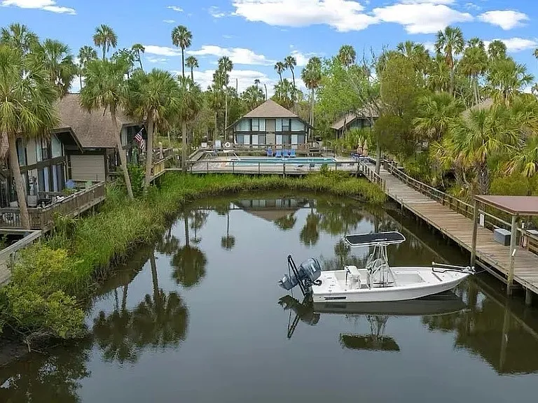 2649 N Seabreeze Point S — Photo 21