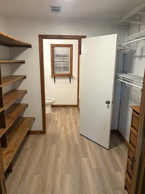 3 bed, 2.0 bath, 1500 sqft, $797 — Photo 2