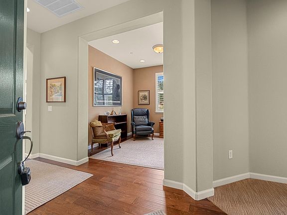 5th image of 3361 Blairs Ln
