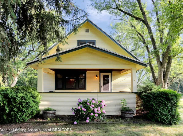 4327 Willoughby Rd, Holt, MI 48842