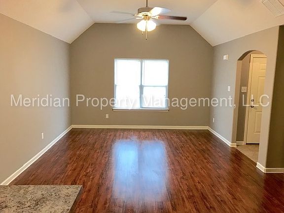 3rd image of 1559 Wynne Grove Dr