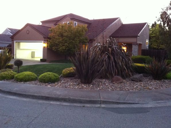 591 Daffodil Dr