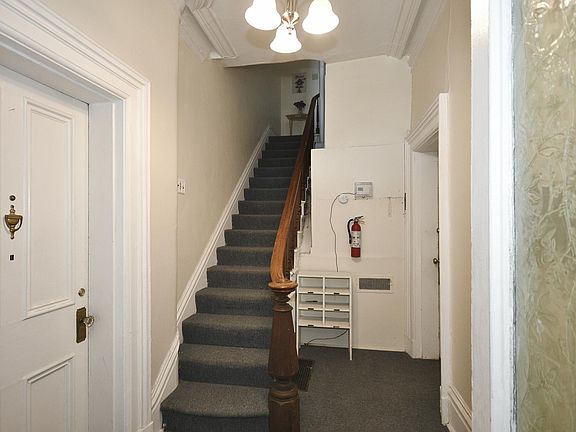 5th image of 991 Leon Rd #2