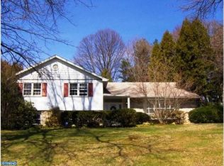 336 Cedar Rd, Elkins Park, PA 19027