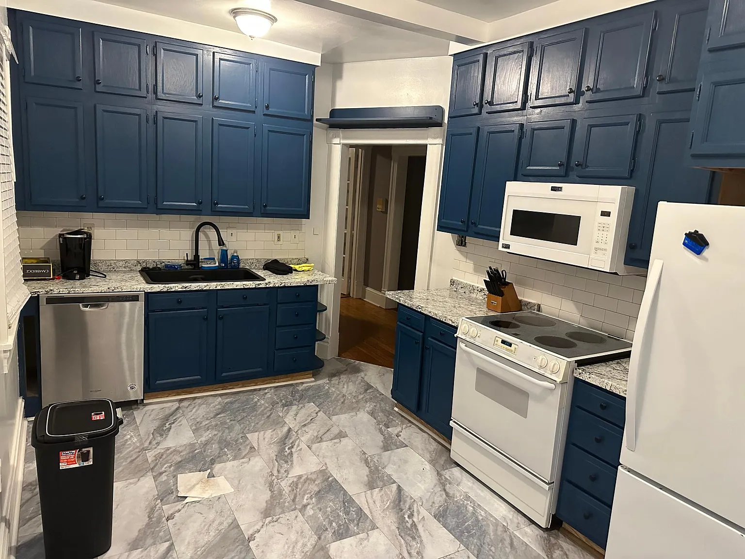2 bed, 1.5 bath, 1200 sqft, $1,600 — Photo 1