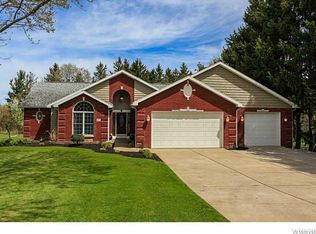 1274 Jewett Holmwood Rd, Orchard Park, NY 14127