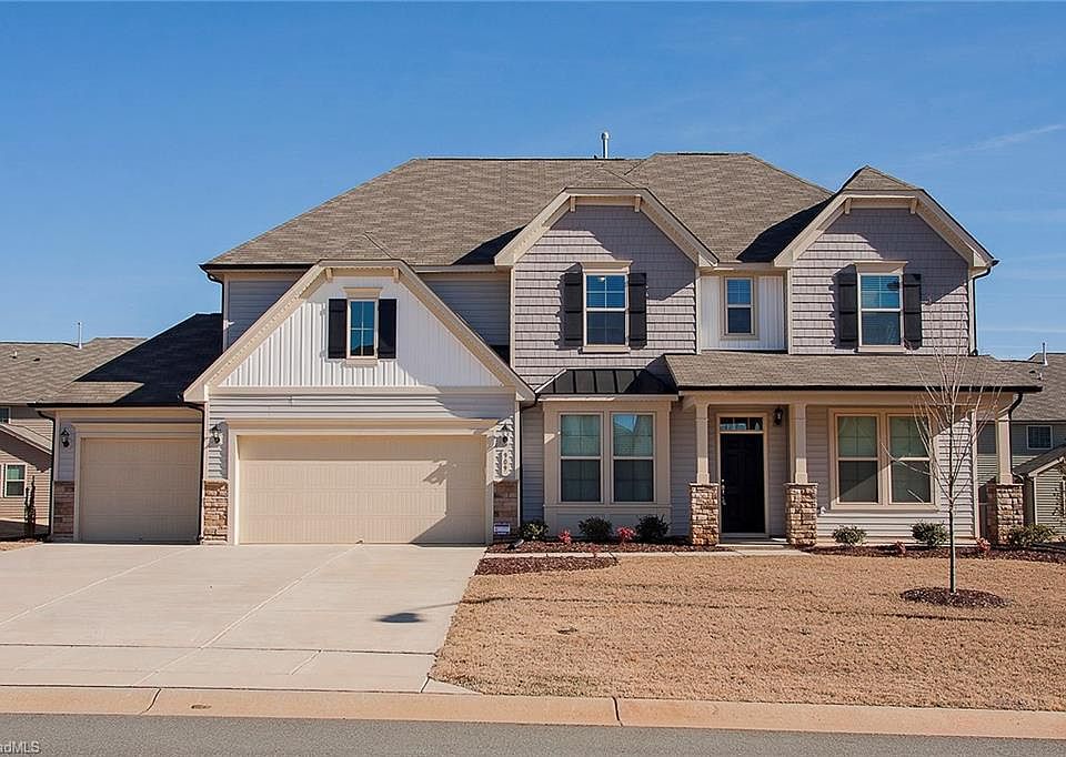 1st image of 909 Beech Glen Dr