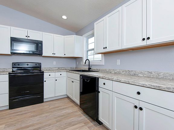 5th image of 301 W Bedford Street