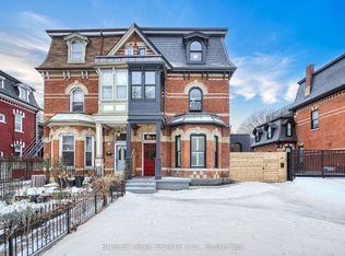 34 Beaconsfield Ave, Toronto, ON M6J 3H9