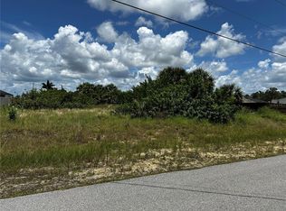 2204 Christopher Ave N #15, Lehigh Acres, FL 33971