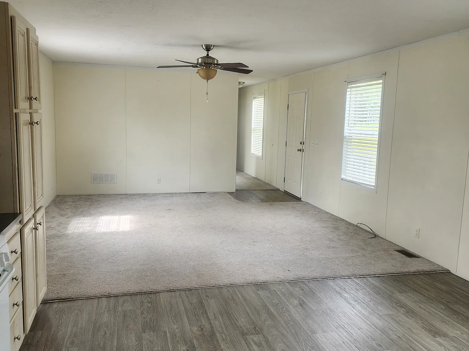 3 bed, 1280 sqft, $1,200 — Photo 4