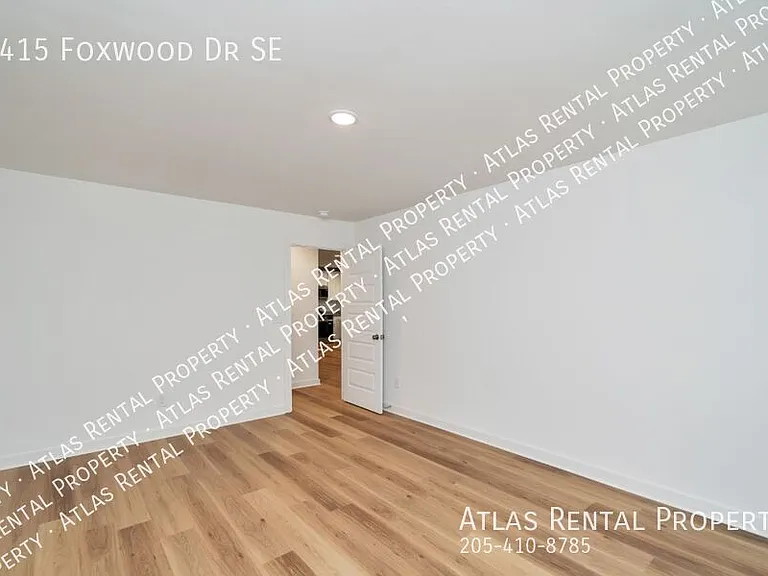 4415 Foxwood Dr — Photo 9