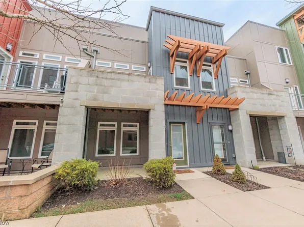 7523 Battery Park Blvd #H-7523, Cleveland, OH 44102