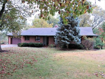 27 Frontenac Pl, Godfrey, IL, 62035