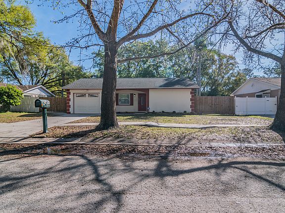 2nd image of 14016 Arbor Knoll Cir