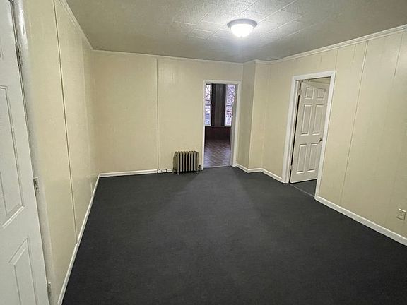 3rd image of 1716 Walnut St #D