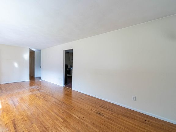 2nd image of 21855 Bellkay Dr