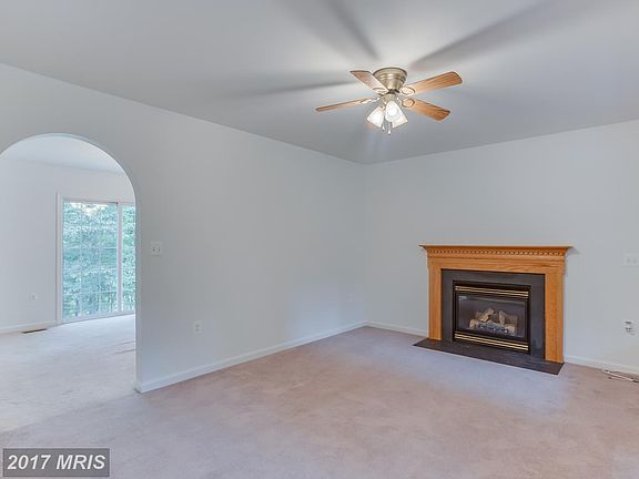 5th image of 25051 Harmony Ct N