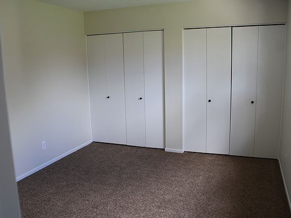 2nd image of 857 S Ashford Ave