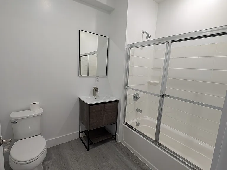 273 Oak St #101 — Photo 9