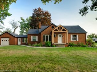 10780 Willis Rd, Willis, MI 48191