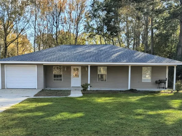 14 Brown Ln, Petal, MS 39465