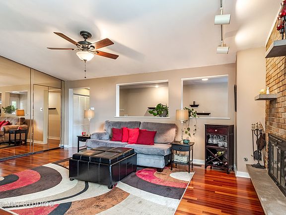 4th image of 109 Sharon Ln