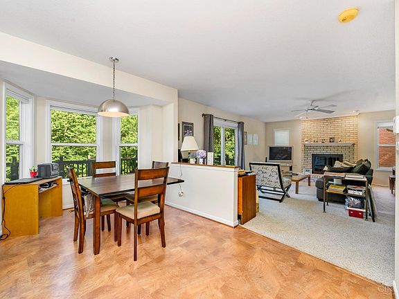 5th image of 7517 Providence Woods Ct