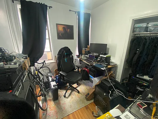 Rented by null | media 13