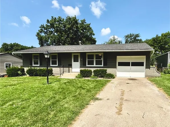 902 N Ute St, Independence, MO 64056