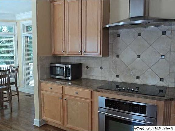 5th image of 2919 Hampton Cove Way SE