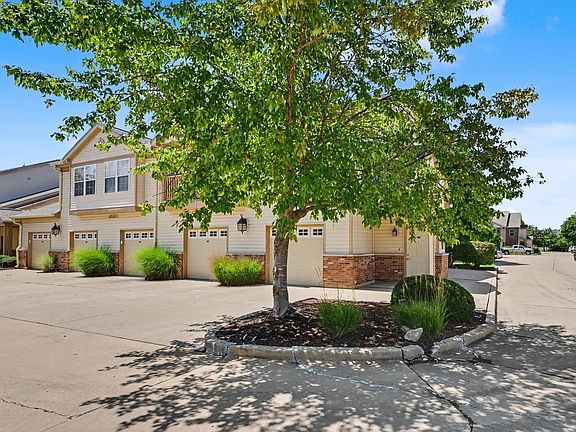 4th image of 3774 Thornhill Cir Unit A5