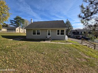 250 N Market St, Elysburg, PA